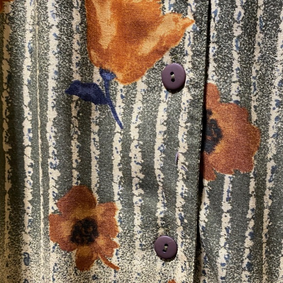 Cherry Creek Green and gold Floral Button-Up Shirt size 3X NWT - Picture 7 of 12